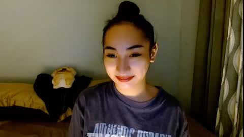 Lilly online show from March 29, 5:08 am