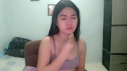 Snapshot of sweetseduction98 chatting on January 5, 5:51 pm Sweetseduction98 online show from January 5, 5:51 pm