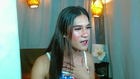 sweetvictoria2000 online show from February 13, 1:15 pm