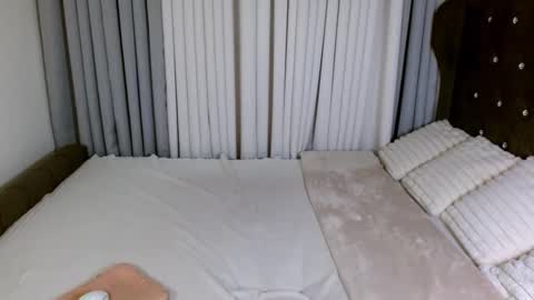 tally_pleasure online show from April 1, 12:23 am