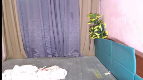 the_ladyboy_nextdoor69 online show from April 15, 12:10 pm