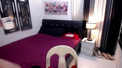 Anne online show from November 22, 12:45 am