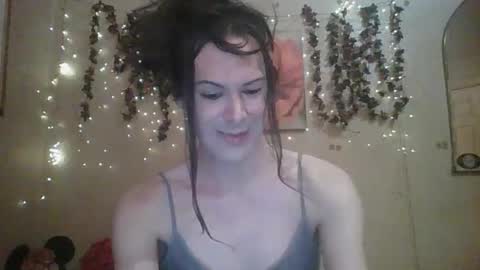 sillymillie0 online show from April 11, 5:57 am