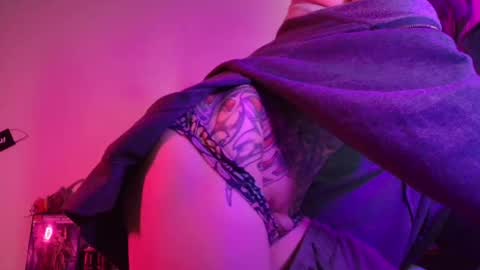 snacks online show from March 10, 7:40 pm