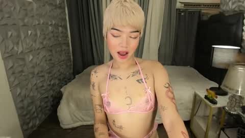 ELLA online show from January 6, 5:49 pm