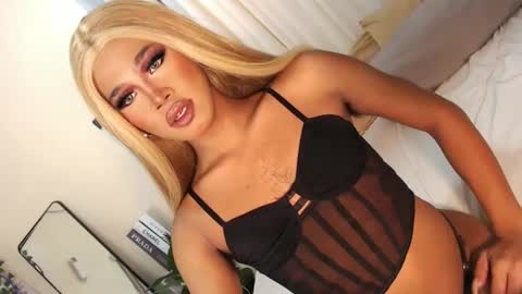 Sam online show from January 8, 4:55 am