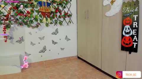 tich___ online show from November 8, 4:29 pm