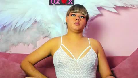 tiffanyy_deluxe online show from November 17, 1:22 pm