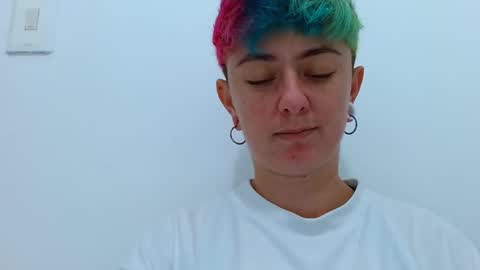 Blue online show from November 11, 2:24 am