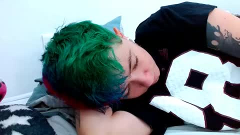 Blue online show from November 17, 3:45 pm