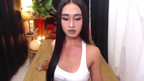 ROSY TAN  BE MY KING DONT FORGET TO FOLLOW AND THUMBS UP ME online show from December 14, 10:56 am