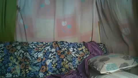 Snapshot of transhottie28 chatting on February 1, 10:59 am transhottie28 online show from February 1, 10:59 am