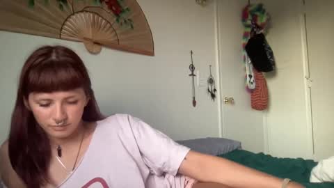 Snapshot of transinmourning chatting on September 20, 1:22 am DD online show from September 20, 1:22 am
