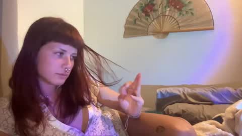 Snapshot of transinmourning chatting on September 21, 6:41 am DD online show from September 21, 6:41 am