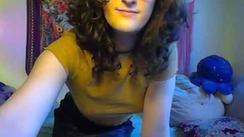 treecups online show from September 16, 9:19 pm