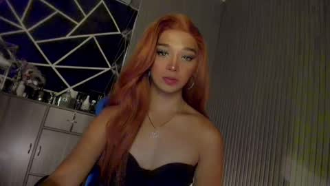 Ms Ella online show from December 3, 2:00 pm