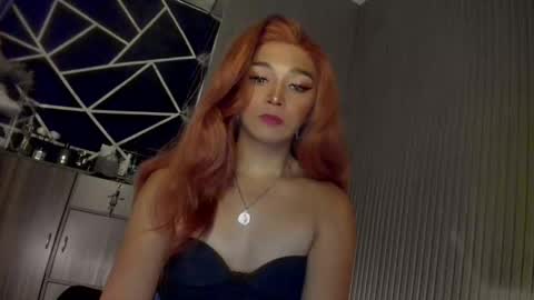 Ms Ella online show from December 26, 2:16 pm