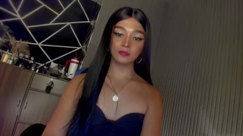 Ms Ella online show from January 12, 1:48 pm