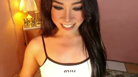 Snapshot of ts_romantika69 chatting on February 7, 3:45 am The Girl Named Romantika online show from February 7, 3:45 am