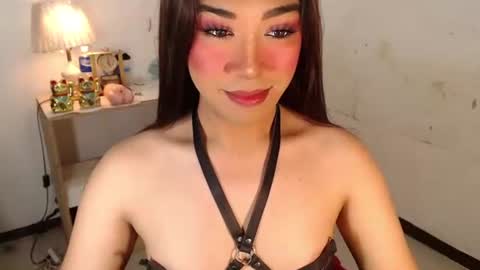 Snapshot of ts_romantika69 chatting on October 6, 1:27 am The Girl Named Romantika online show from October 6, 1:27 am