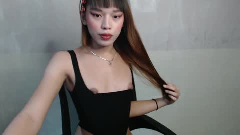 yana online show from December 7, 10:06 am