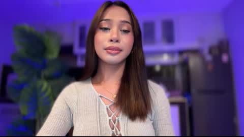 kendall online show from October 3, 4:45 am