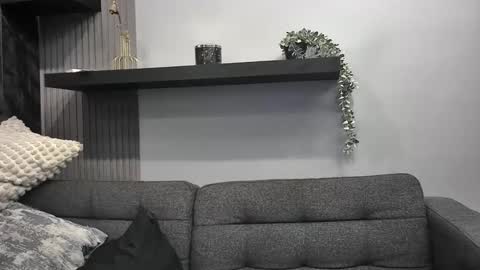 Lexi Longg online show from March 25, 8:35 pm