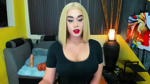 Nicoleeee online show from January 9, 10:48 pm