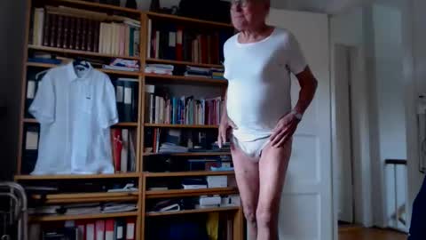 FINN but call me NANNA online show from September 17, 8:41 am