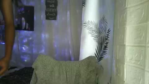 Ms. Criza online show from February 3, 6:22 am