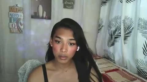 Ms. Criza online show from March 11, 5:44 am