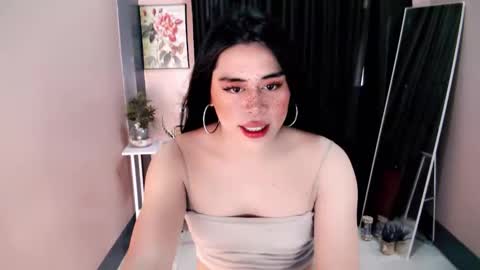 Snapshot of urhotdexie69 chatting on October 2, 3:29 am urhotdexie69 online show from October 2, 3:29 am