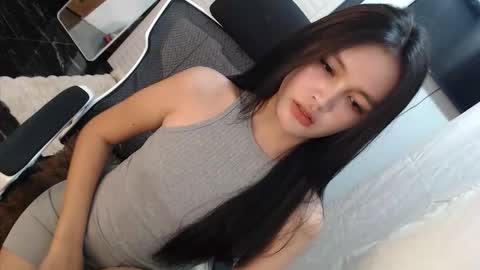 Amira online show from October 14, 1:50 am