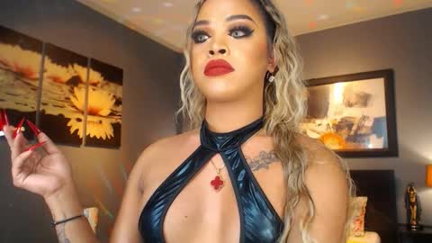 UrMajestyTyra online show from March 15, 3:31 am