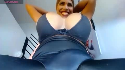 valentinabigcock23 online show from September 29, 12:27 pm