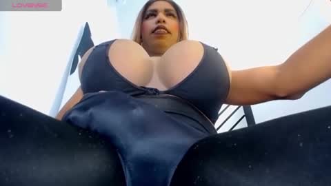 valentinabigcock23 online show from October 18, 8:34 pm