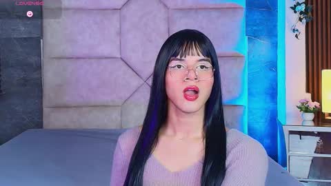 valentino moon online show from November 30, 3:53 am