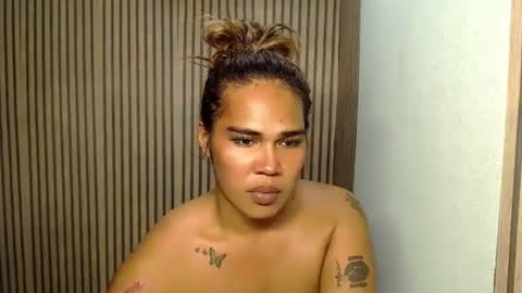 vampy_ebony_laxine online show from January 5, 4:36 am