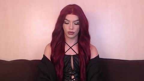 Snapshot of vanessaviperr chatting on October 18, 8:45 pm Vanessa online show from October 18, 8:45 pm