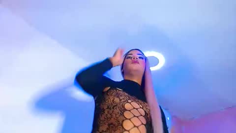 vannesa01 online show from December 22, 7:40 pm