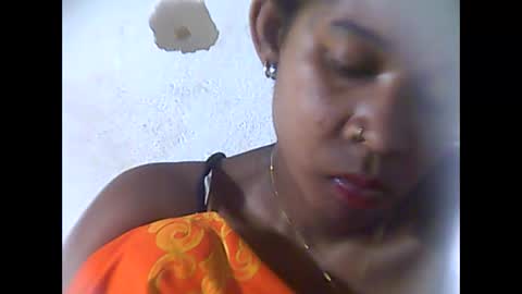 veloanthonia online show from October 10, 7:15 pm