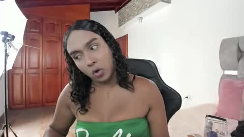 Luisa online show from February 7, 8:31 pm