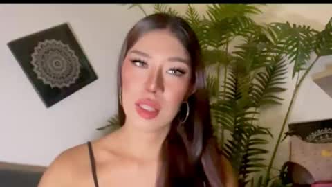 vialova online show from September 22, 7:52 pm