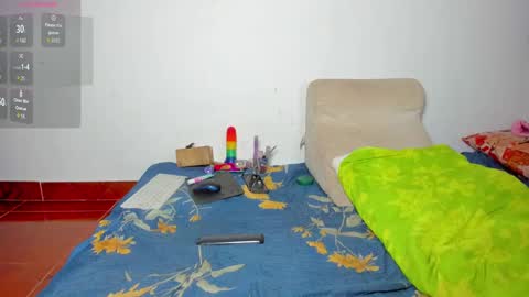 vicky manuela online show from September 29, 5:07 am