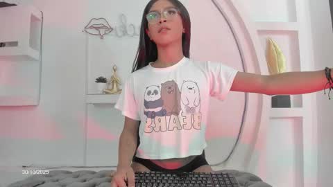 vicky_hottman online show from October 30, 4:33 am