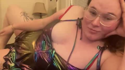 violetlyhappy online show from March 5, 12:59 am