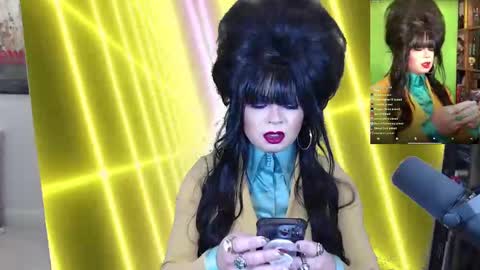 Snapshot of vivianfrost chatting on September 12, 5:16 am VivianFrosty online show from September 12, 5:16 am