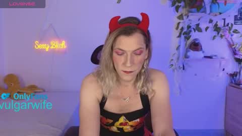 Vikky online show from October 26, 4:47 pm