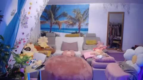 Emilia inst  online show from October 16, 5:02 pm