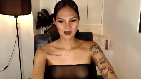 winidaputa online show from March 30, 9:43 am